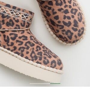 Aerie Leopard Print faux fur lined ankle Boots